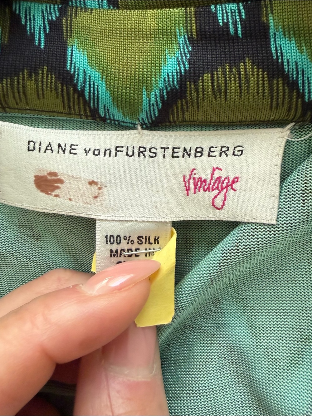 Diane von Furstenberg Silk Wrap Dress – Size 12 - Picture 8 of 8